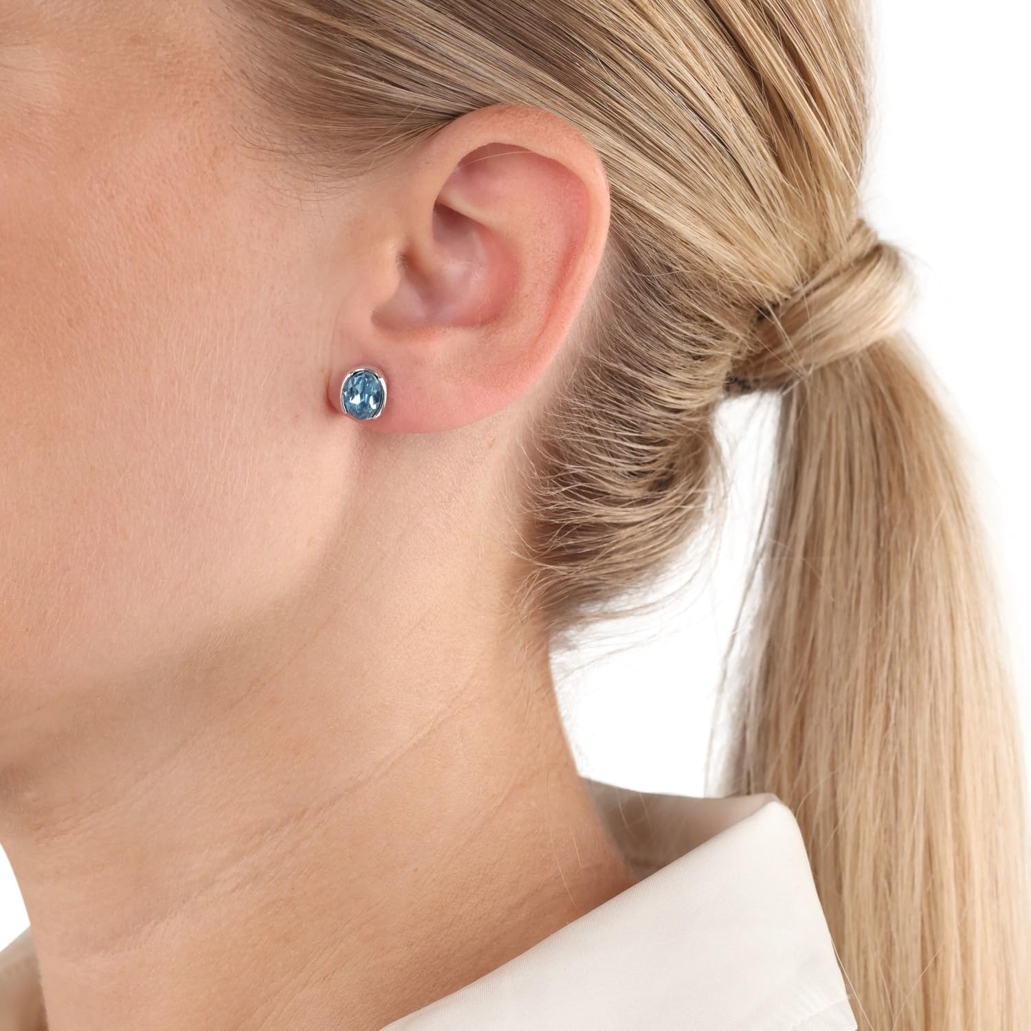 amor-ohrschmuck-ohrstecker-silber-blau-kristallglas-9-mm-oval image 2