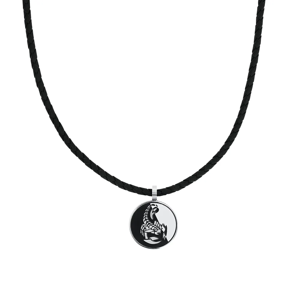 amor-halsschmuck-scorpions-lederkette-skorpion-45-5-cm image 1