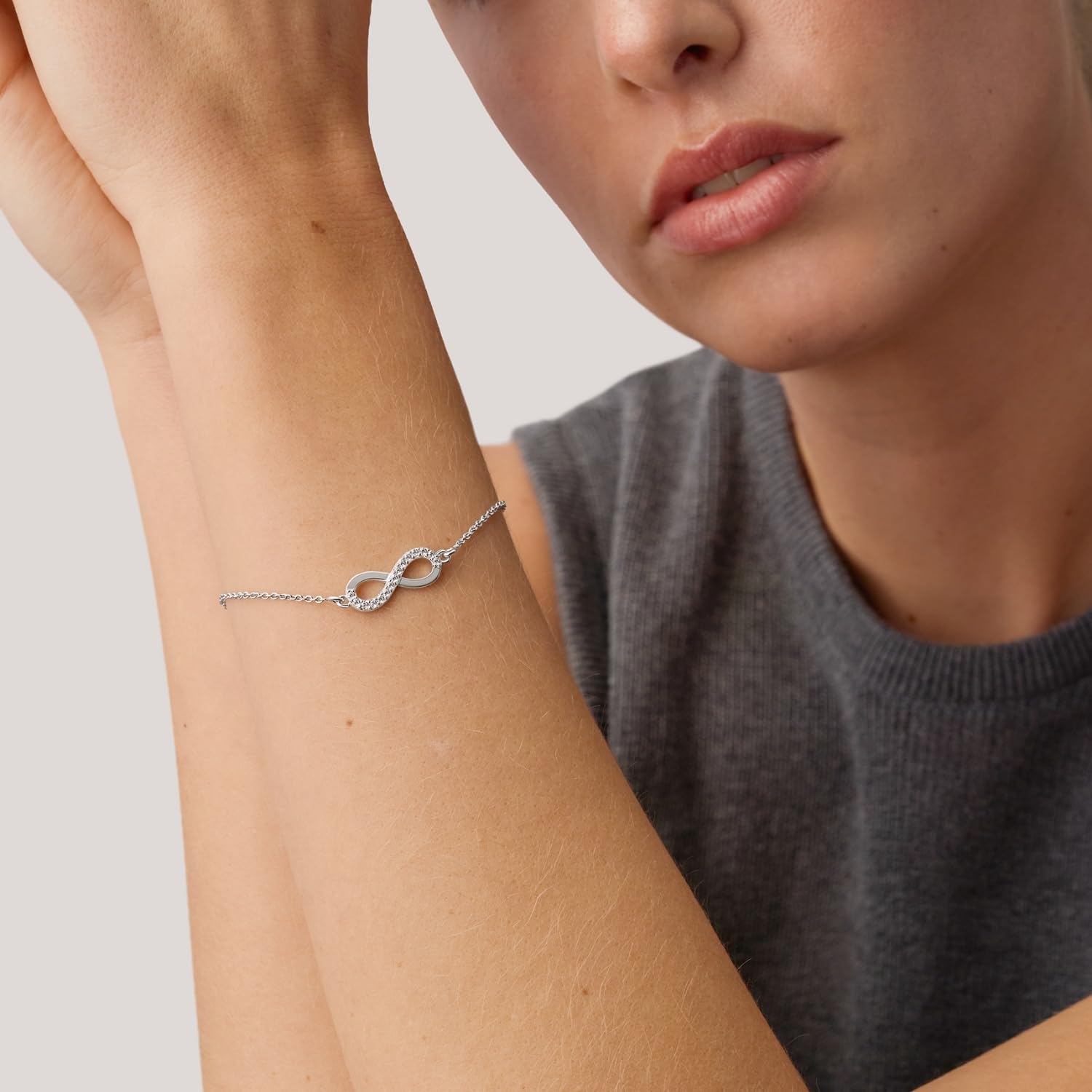 amor-armschmuck-infinity-armband-19cm-silber-zirkonia image 2