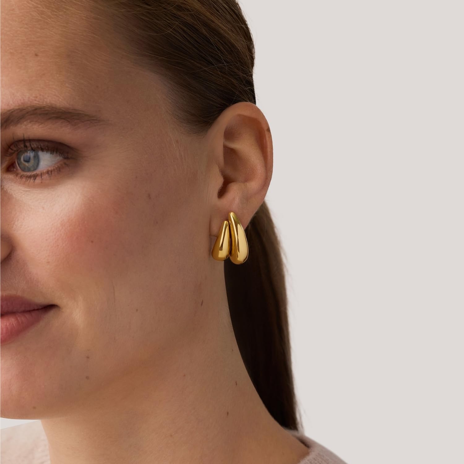 amor-2100175-creolen-damen-gold-edelstahl-25-mm image 2